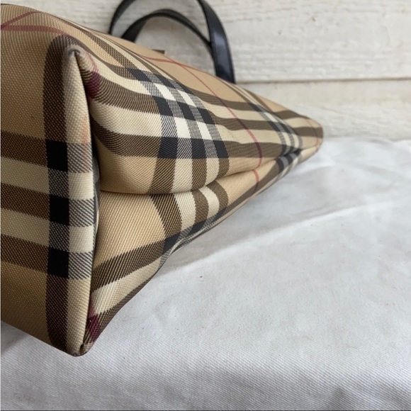 COPY - Burberry Nova Check Tote Vintage Plaid - Picture 2 of 6